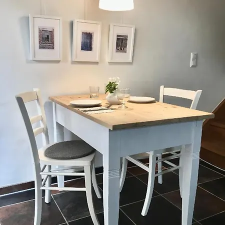 Komplettes Ferienhaus Fuer Bis Zu 4 Personen Dornheim Exterior photo